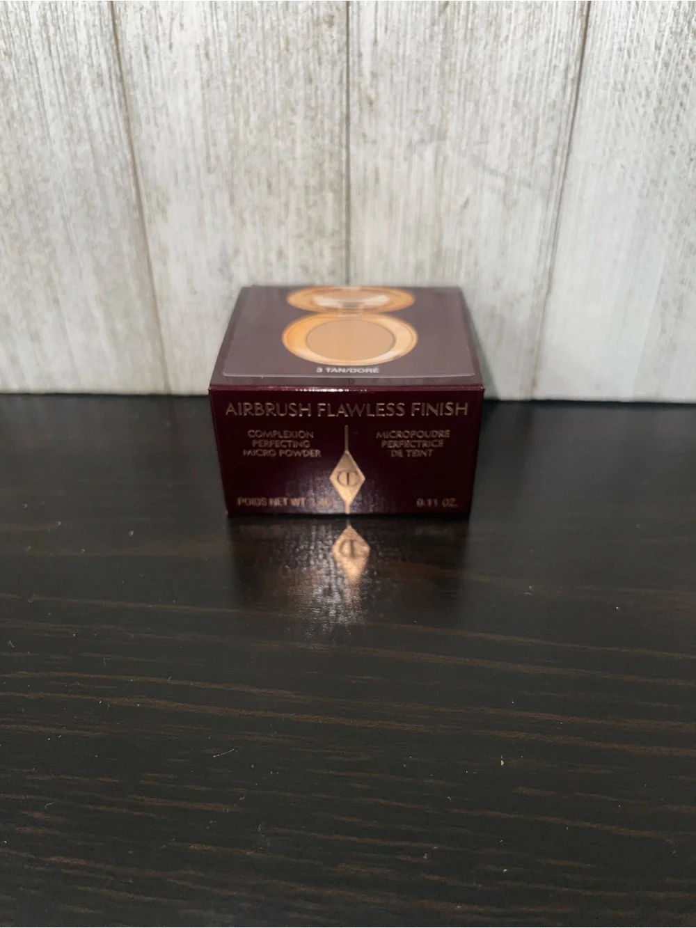 Charlotte Tilbury Airbrush Finish Setting Powder - Tan/Gold Compact. Travel size